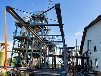 多效蒸發(fā)器項(xiàng)目安裝現(xiàn)場(chǎng) 多效蒸發(fā)器項(xiàng)目安裝現(xiàn)場(chǎng)